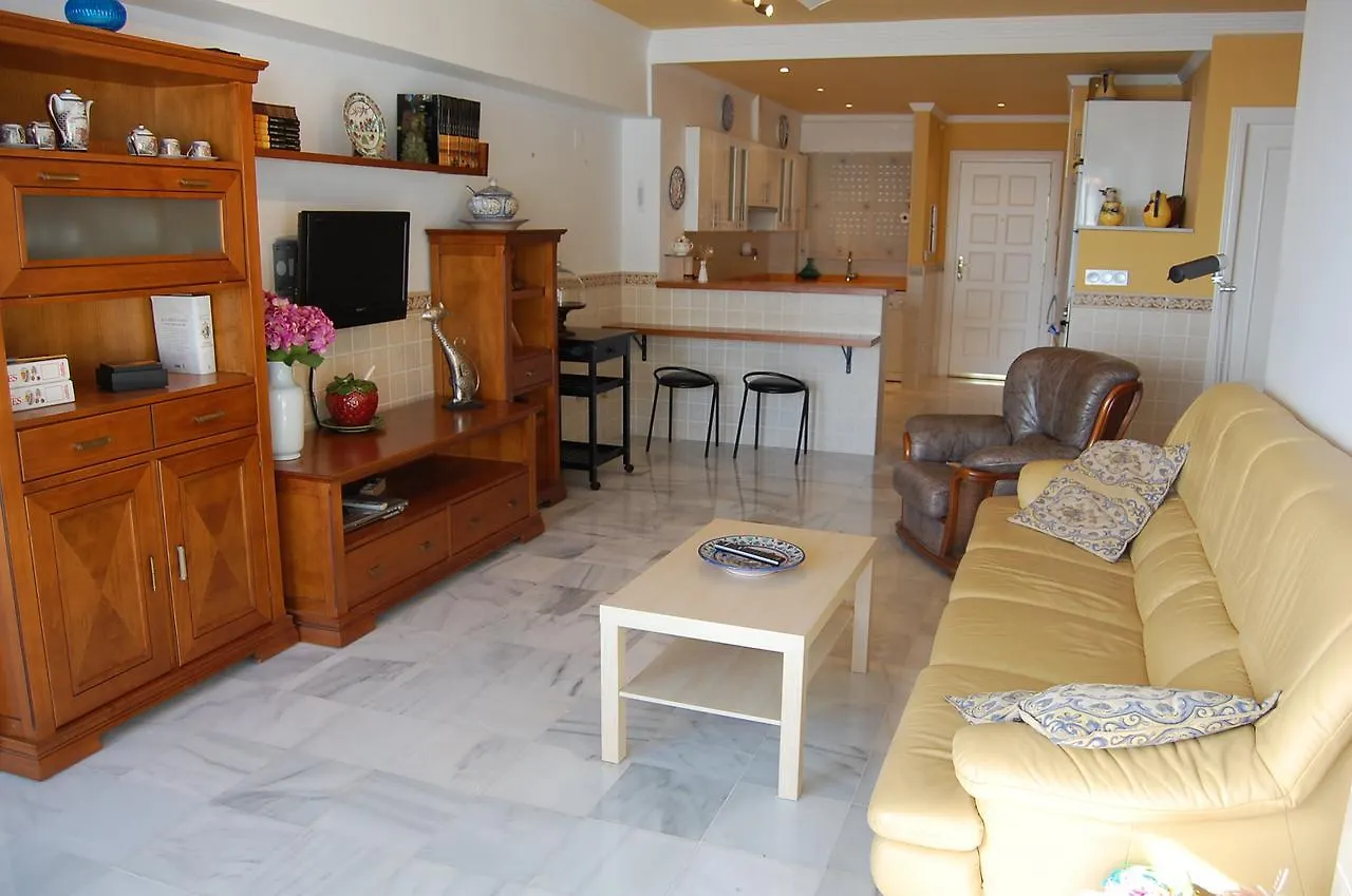 Apartment Fuentes De Nerja