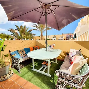 deluxe-home-from-home-in-caleta-de-fuste.in-canary-islands.com/